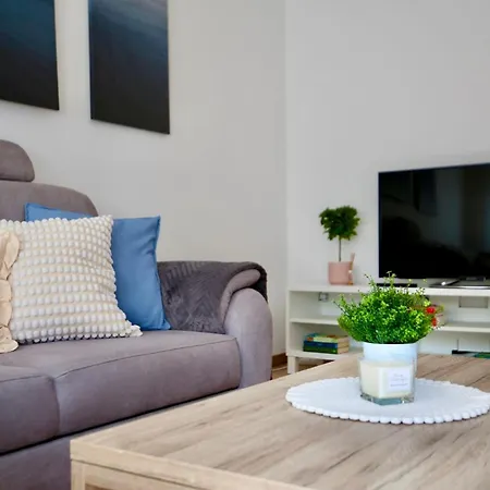 Aranka Neni Hazikoja Badacsonytordemic